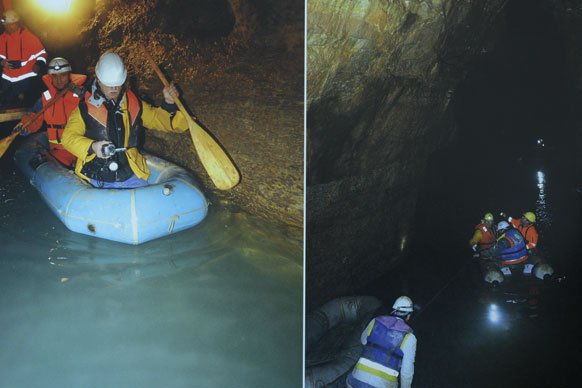 Westhöhle mit Boot